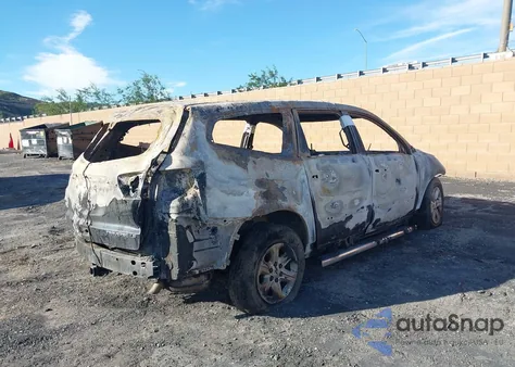 2016 Chevrolet Traverse Ls z USA, uszkodzony, nr VIN 1GNKRFKD8GJ267920